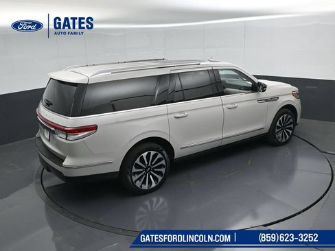 Used 2024 Lincoln Navigator L Reserve AWD/4WD image 52