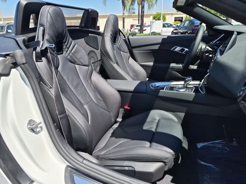 New 2026 BMW Z4 sDrive30i w/ Premium Package RWD image 31