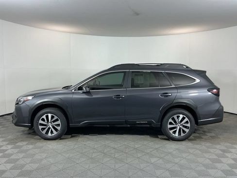 Used 2024 Subaru Outback Premium w/ Popular Package #1A AWD/4WD image 8