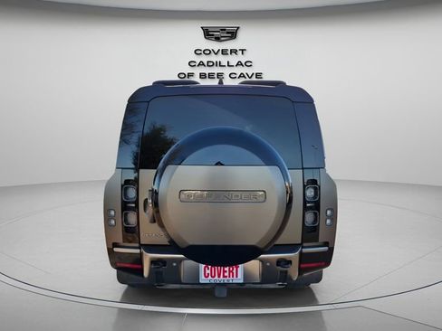 Used 2024 Land Rover Defender 130 X image 8