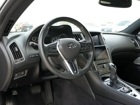 Used 2022 INFINITI Q60 3.0t Luxe w/ Essential Package AWD/4WD image 15
