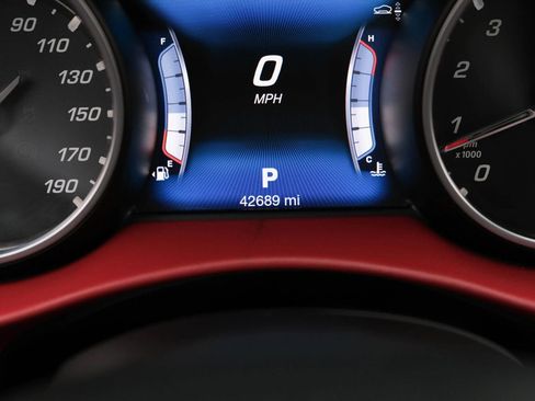 Used 2017 Maserati Levante S image 37