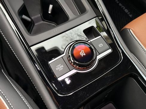 Used 2026 Volkswagen Tiguan SEL R-Line image 23