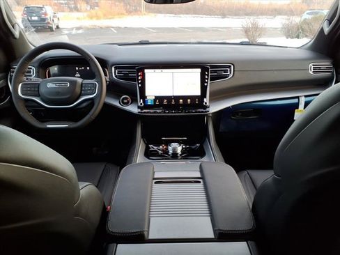 New 2026 Jeep Grand Wagoneer Limited image 6