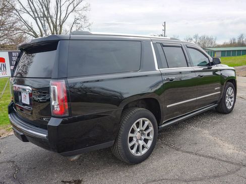 Used 2015 GMC Yukon XL Denali w/ Premium Package image 3