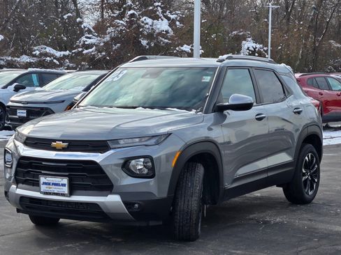 Certified 2023 Chevrolet TrailBlazer LT w/ Convenience Package image 4