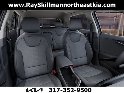 New 2025 Kia Niro EX Touring image 15