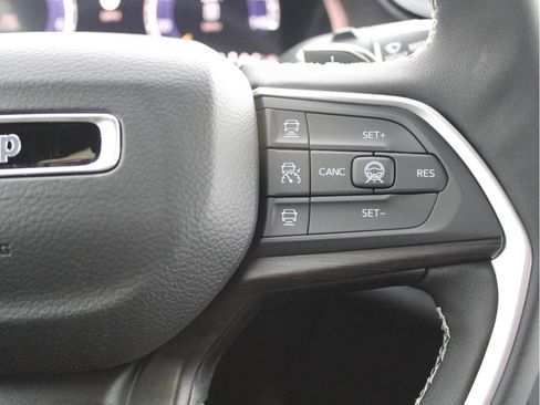 New 2026 Jeep Grand Cherokee Limited Reserve image 18