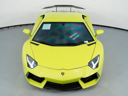Used 2015 Lamborghini Aventador LP 700-4 image 75