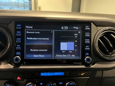 Used 2023 Toyota Tacoma TRD Sport image 17