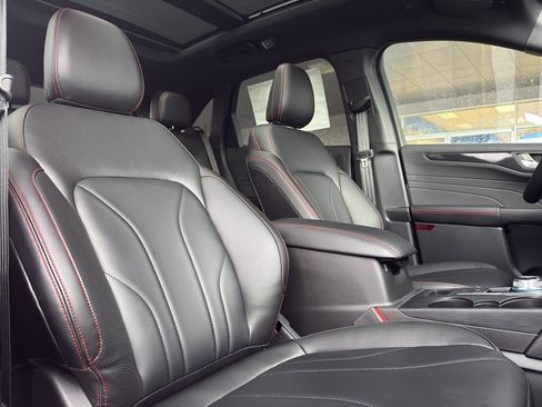 New 2025 Ford Escape ST-Line Elite w/ Premium Technology Package image 33