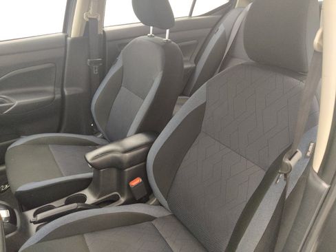 Used 2024 Nissan Versa SV FWD image 17