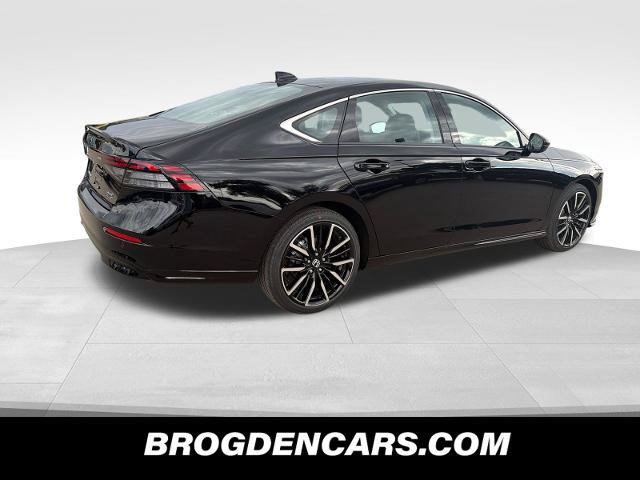 New 2026 Honda Accord Touring image 3