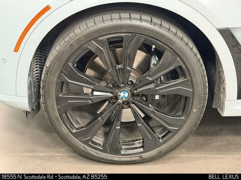 Used 2024 BMW X7 M60i AWD/4WD image 10