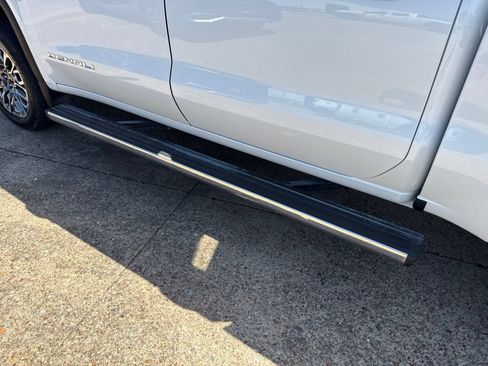 Used 2026 GMC Sierra 1500 Denali Ultimate AWD/4WD image 11
