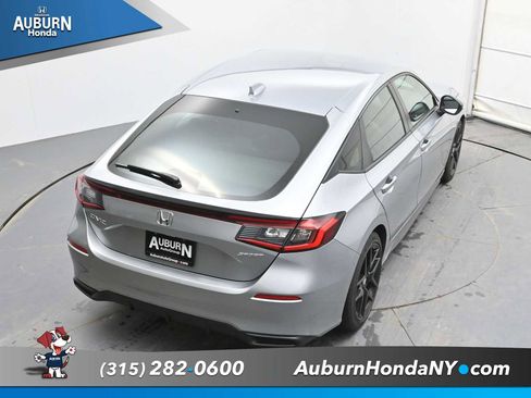 Used 2022 Honda Civic Sport image 29