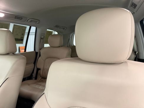 Used 2024 Nissan Armada Platinum w/ Captain's Chairs Package RWD image 21