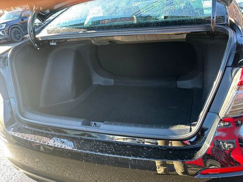 Used 2023 Honda Civic Sport image 15