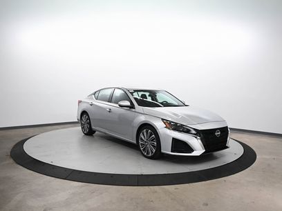 Used 2023 Nissan Altima 2.5 SL