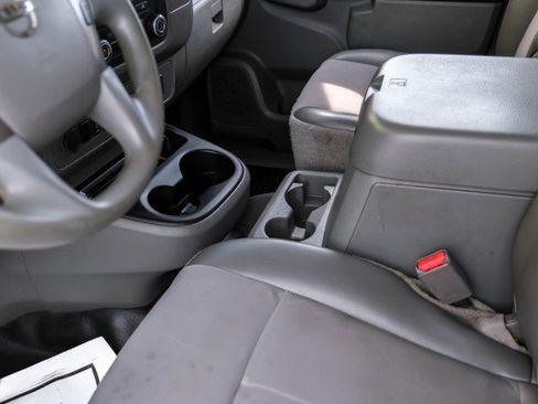 Used 2019 Nissan NV 2500 SV w/ Navigation Package image 20