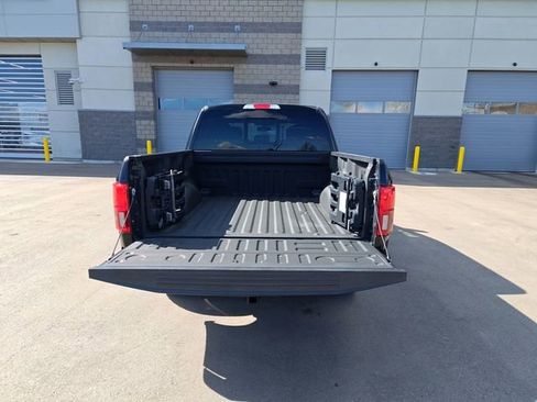 Used 2018 Ford F150 Lariat w/ Equipment Group 502A Luxury AWD/4WD image 16