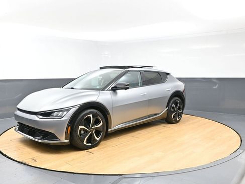 Used 2022 Kia EV6 GT-Line w/ First Edition Package AWD/4WD image 6