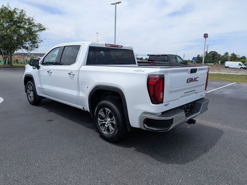 Used 2025 GMC Sierra 1500 SLT AWD/4WD image 5