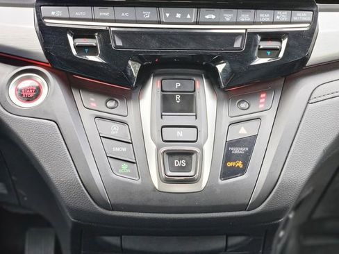 Used 2025 Honda Odyssey Sport-L image 24