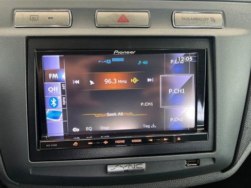 Used 2012 Ford Transit Connect XLT image 18