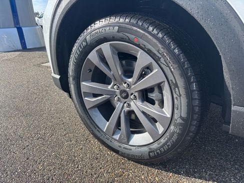 Used 2026 Ford Explorer Active w/ Active Comfort Package AWD/4WD image 11