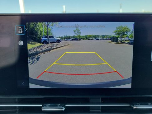 Used 2024 Hyundai Kona SEL FWD image 17