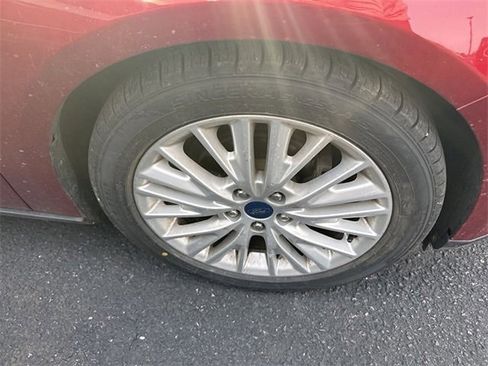 Certified 2017 Ford Focus Titanium w/ Titanium Technology Package image 4