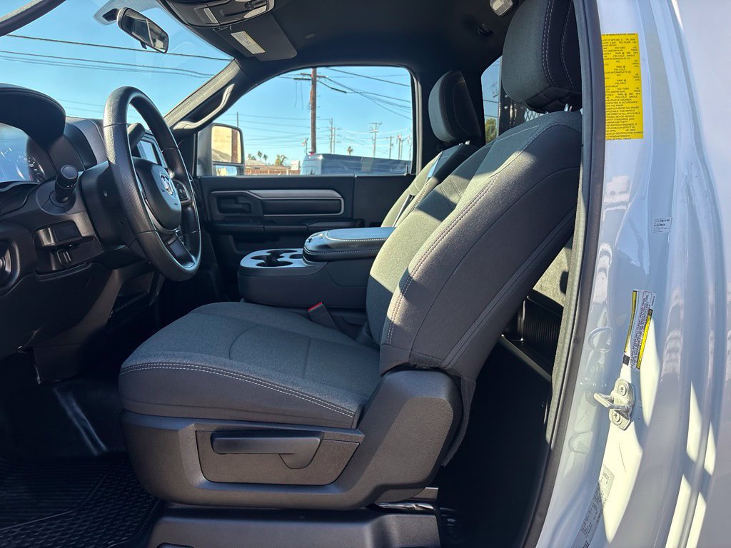 Used 2023 RAM 5500 Tradesman RWD image 10