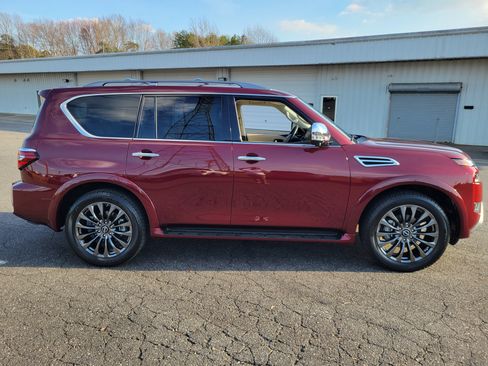 Certified 2024 Nissan Armada Platinum w/ Captain's Chairs Package image 4
