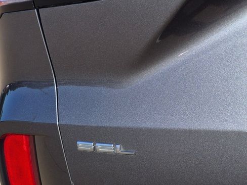 Used 2022 Ford Escape SEL FWD image 8