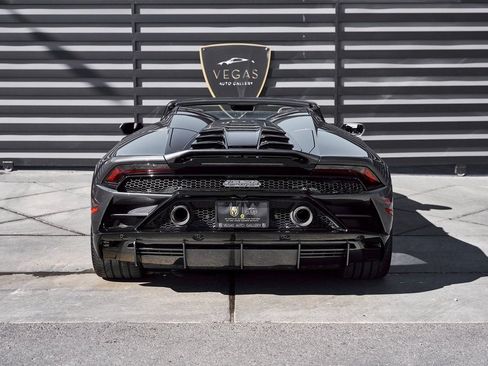 Used 2024 Lamborghini Huracan EVO AWD/4WD image 24