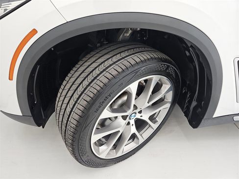 Used 2019 BMW X5 xDrive40i w/ Premium Package 2 image 51