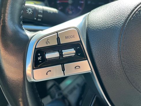Used 2020 Kia Telluride S w/ S 8 Passenger Seating Package FWD image 19