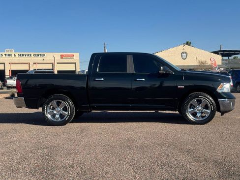 Used 2017 RAM 1500 Big Horn image 12