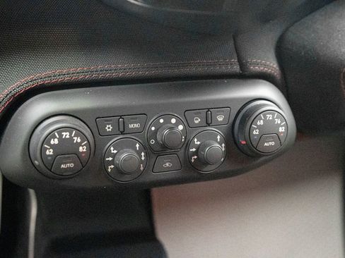 Used 2015 Ferrari 458 Speciale Coupe RWD image 18