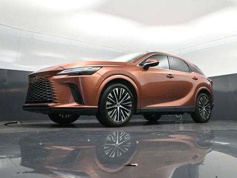 Used 2024 Lexus RX 350 Premium Plus w/ Convenience Package image 38