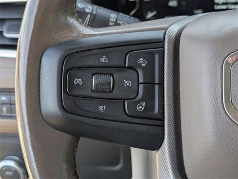 Used 2022 GMC Yukon Denali image 23