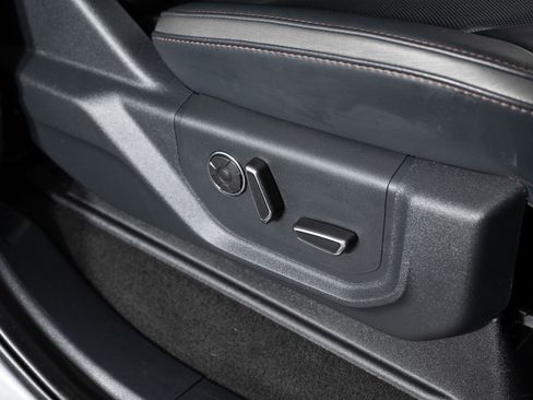 Used 2022 Ford F250 Platinum w/ Tremor Off-Road Package image 28