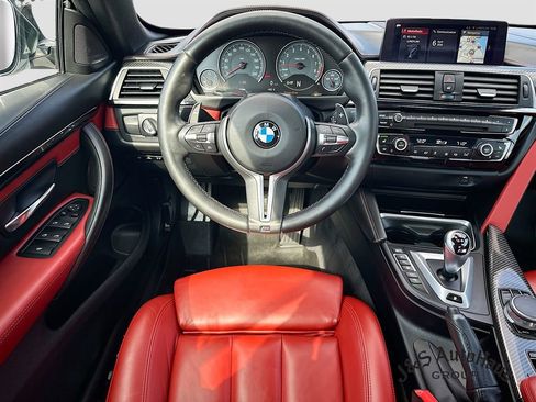 Used 2020 BMW M4 Convertible w/ Competition Package RWD image 29