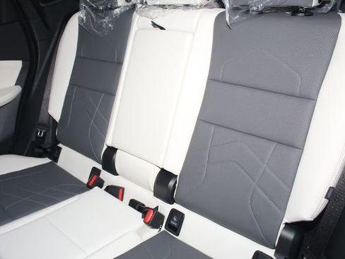 New 2026 BMW X1 xDrive28i w/ Technology Package image 19