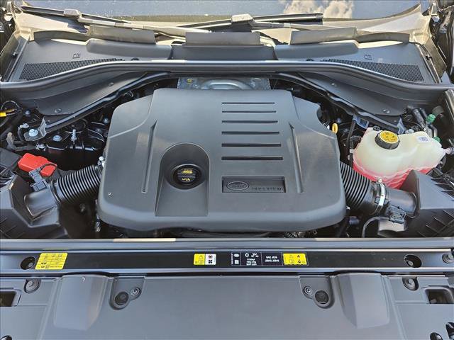 New 2025 Land Rover Range Rover SE AWD/4WD image 30