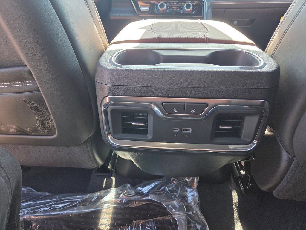 New 2026 GMC Sierra 1500 Denali Ultimate w/ LPO, Black Badging Package AWD/4WD image 47