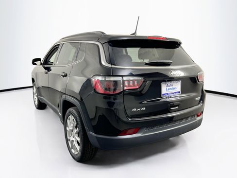 Used 2022 Jeep Compass Latitude AWD/4WD image 7