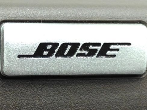 Used 2015 GMC Canyon SLT image 11