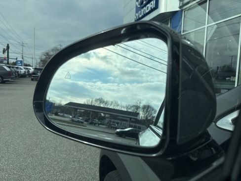 Certified 2023 Hyundai Santa Fe SEL image 15